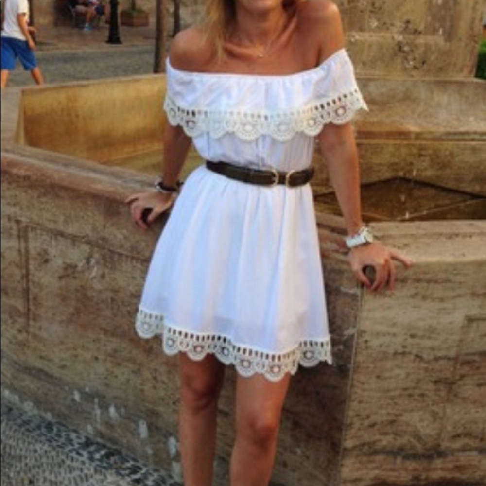 💕Off Shoulder White Lace Dress💕